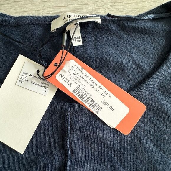 B. Young Pimba Bat Jumper Sweater Copenhagen Night XL‎ NWT - Picture 4 of 5